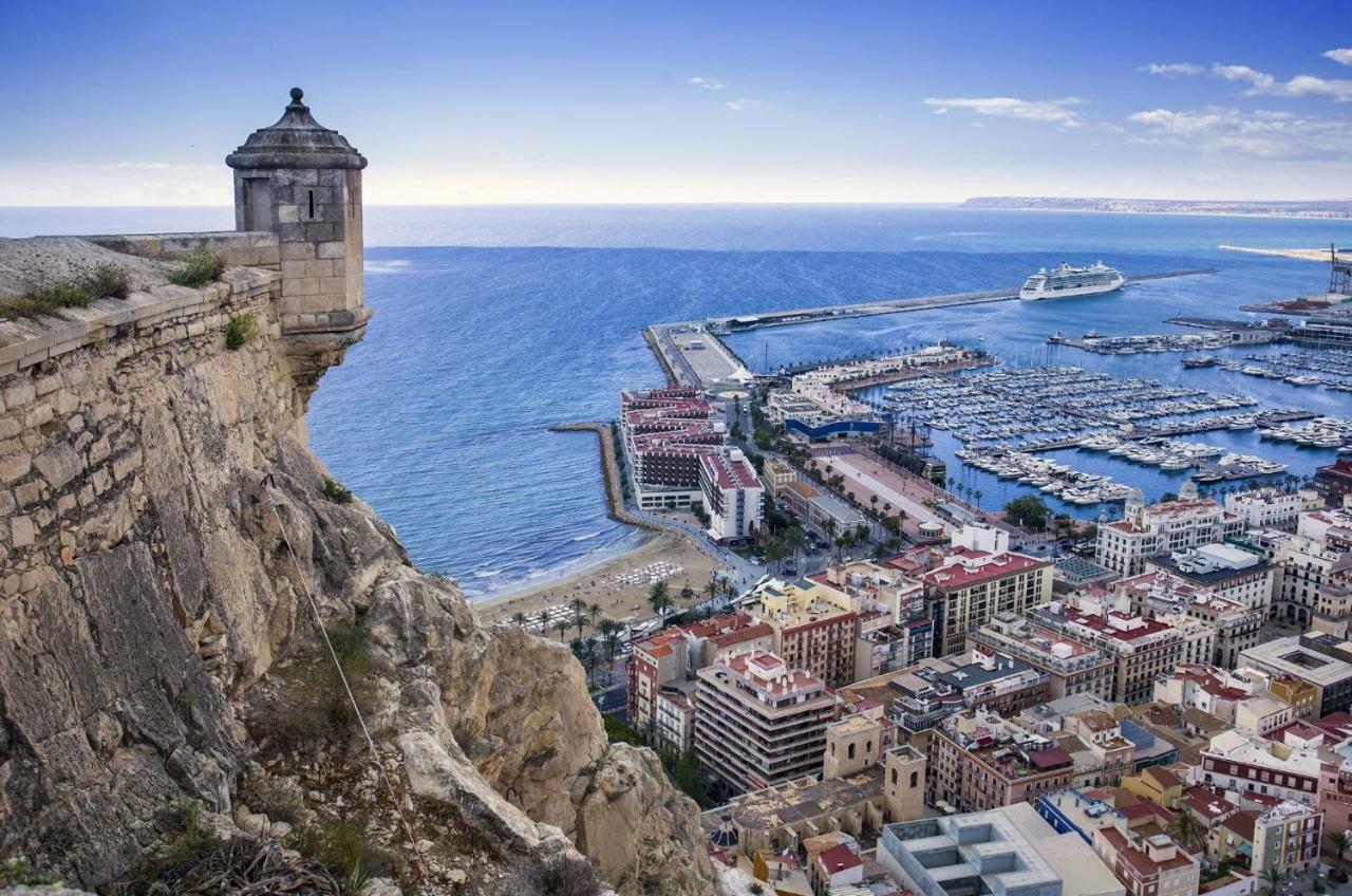 Alicante Aparthotel Evolution エクステリア 写真